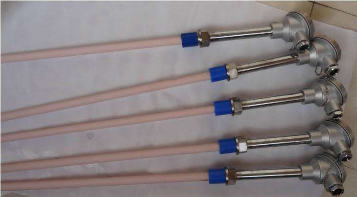 鉑銠熱電偶的性能特點(diǎn)和使用注意事項(xiàng)是什么？